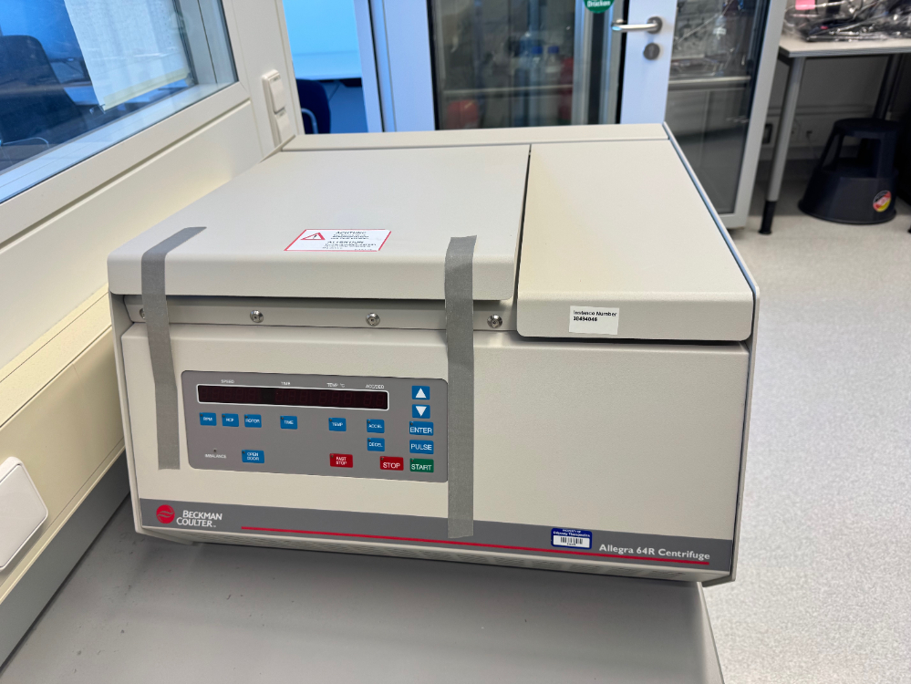 Image of Beckman Coulter Allegra 64R Refrigerated Centrifuge